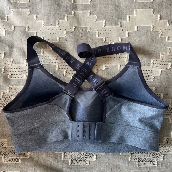 Under Armour Infinity Bra High Impact - Small - Picture 2 of 3